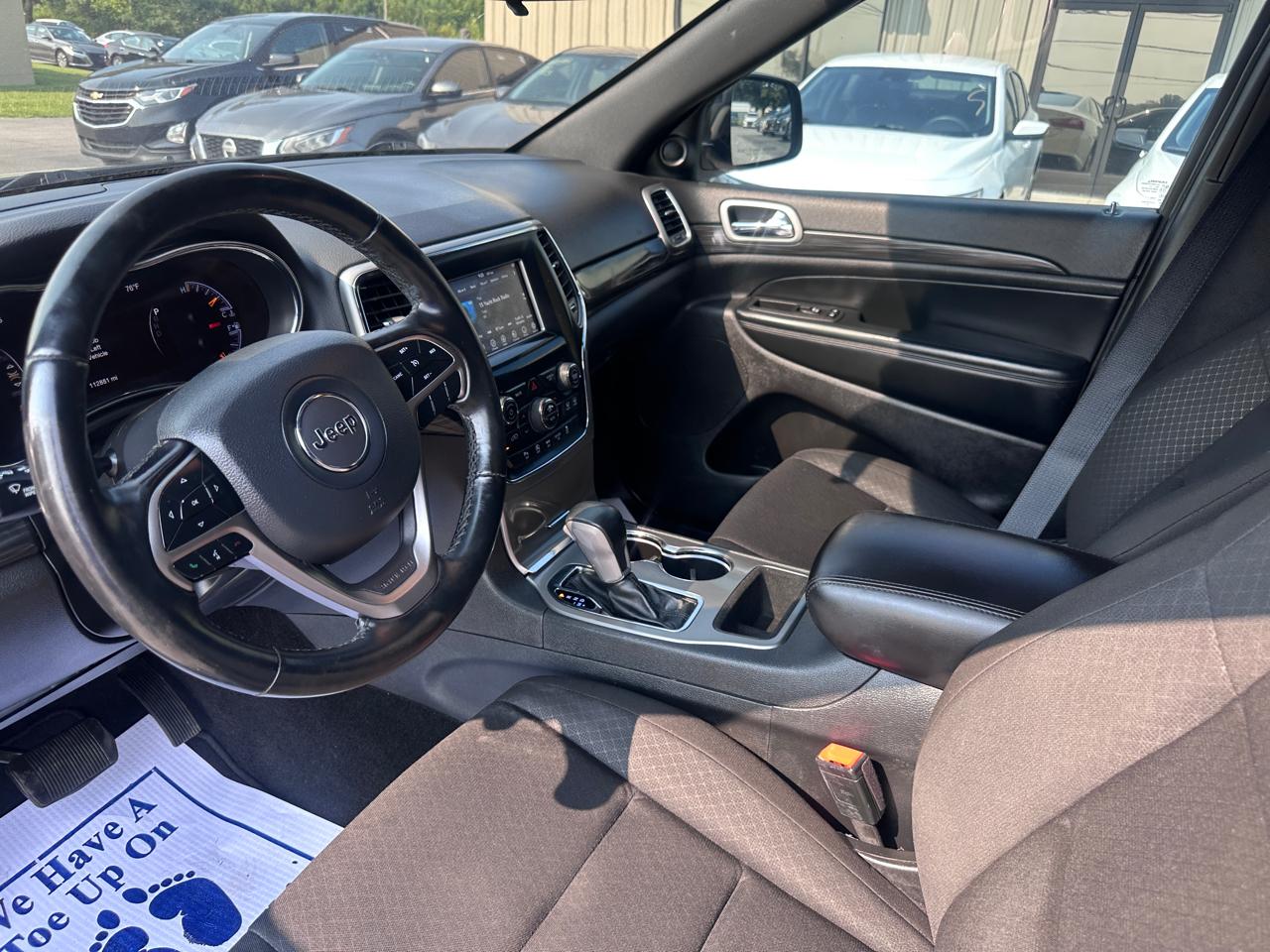Jeep Grand Cherokee Laredo E 4x2 2021