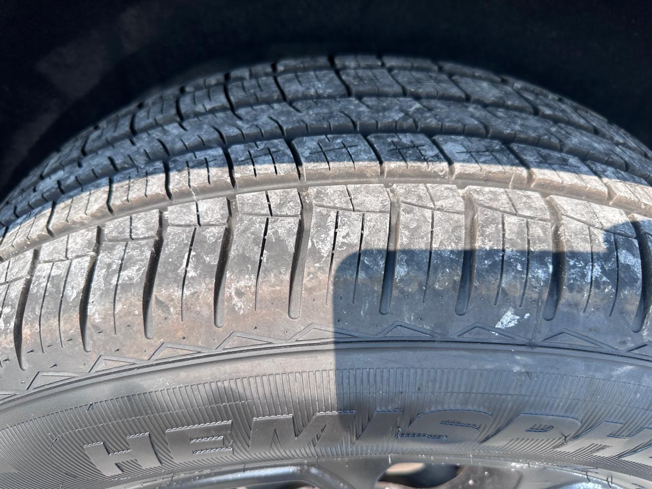 Jeep Grand Cherokee Laredo E 4x2 2021