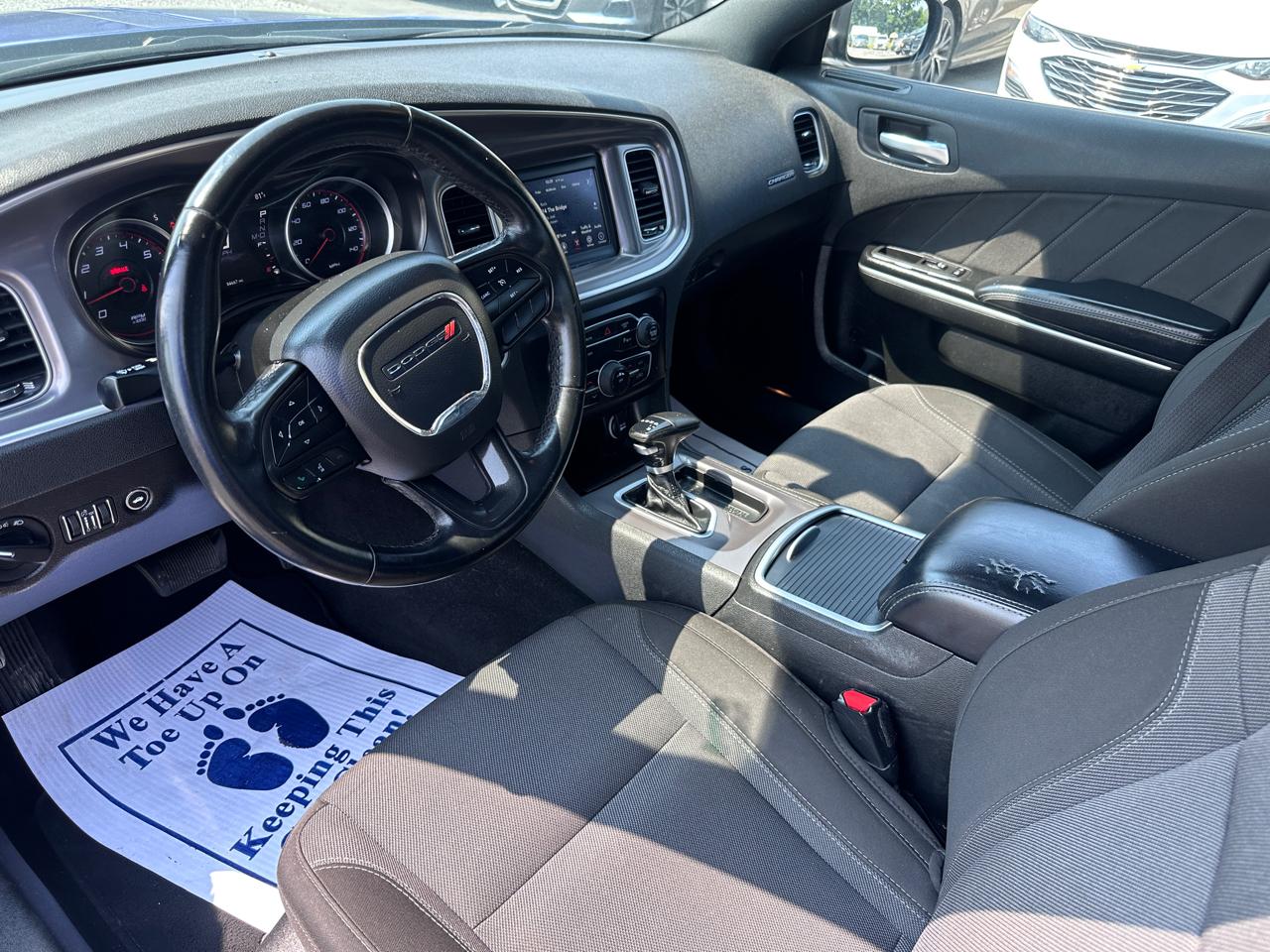 Dodge Charger SXT RWD 2022