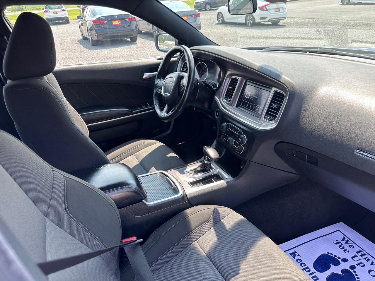 Dodge Charger SXT RWD 2022