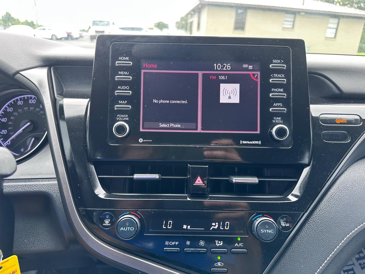 Toyota Camry SE Auto (Natl) 2022