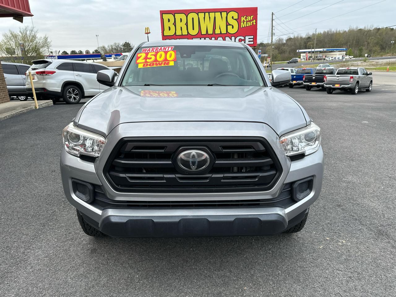 Toyota Tacoma 2WD SR5 Double Cab 5' Bed I4 AT (Natl) 2019