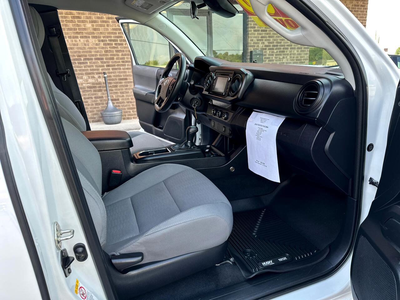 Toyota Tacoma SR Access Cab 6' Bed I4 4x2 AT (Natl) 2018 Toyota Tacoma SR Access Cab 6' Bed I4 4x2 AT (Natl) 2018