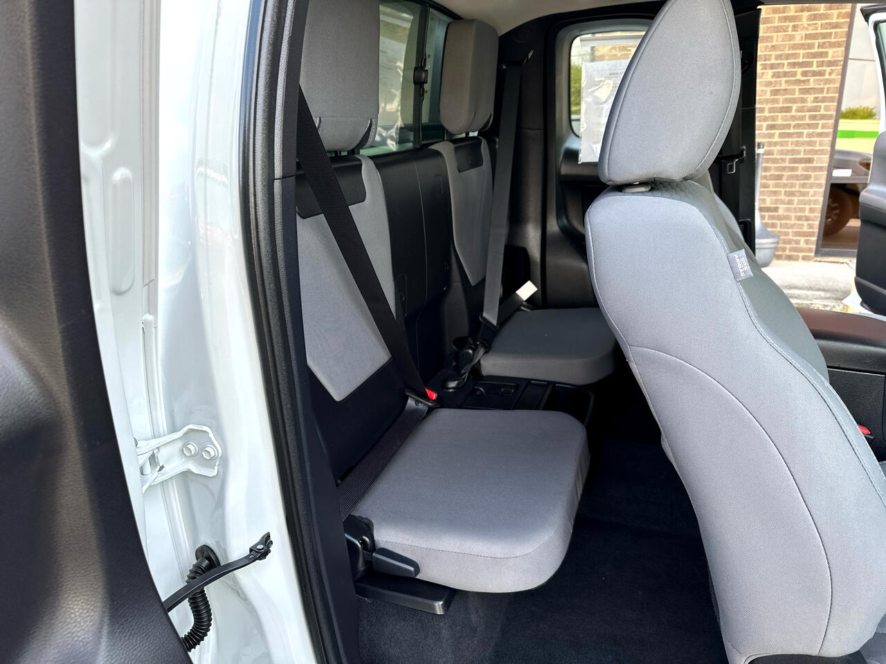 Toyota Tacoma SR Access Cab 6' Bed I4 4x2 AT (Natl) 2018 Toyota Tacoma SR Access Cab 6' Bed I4 4x2 AT (Natl) 2018