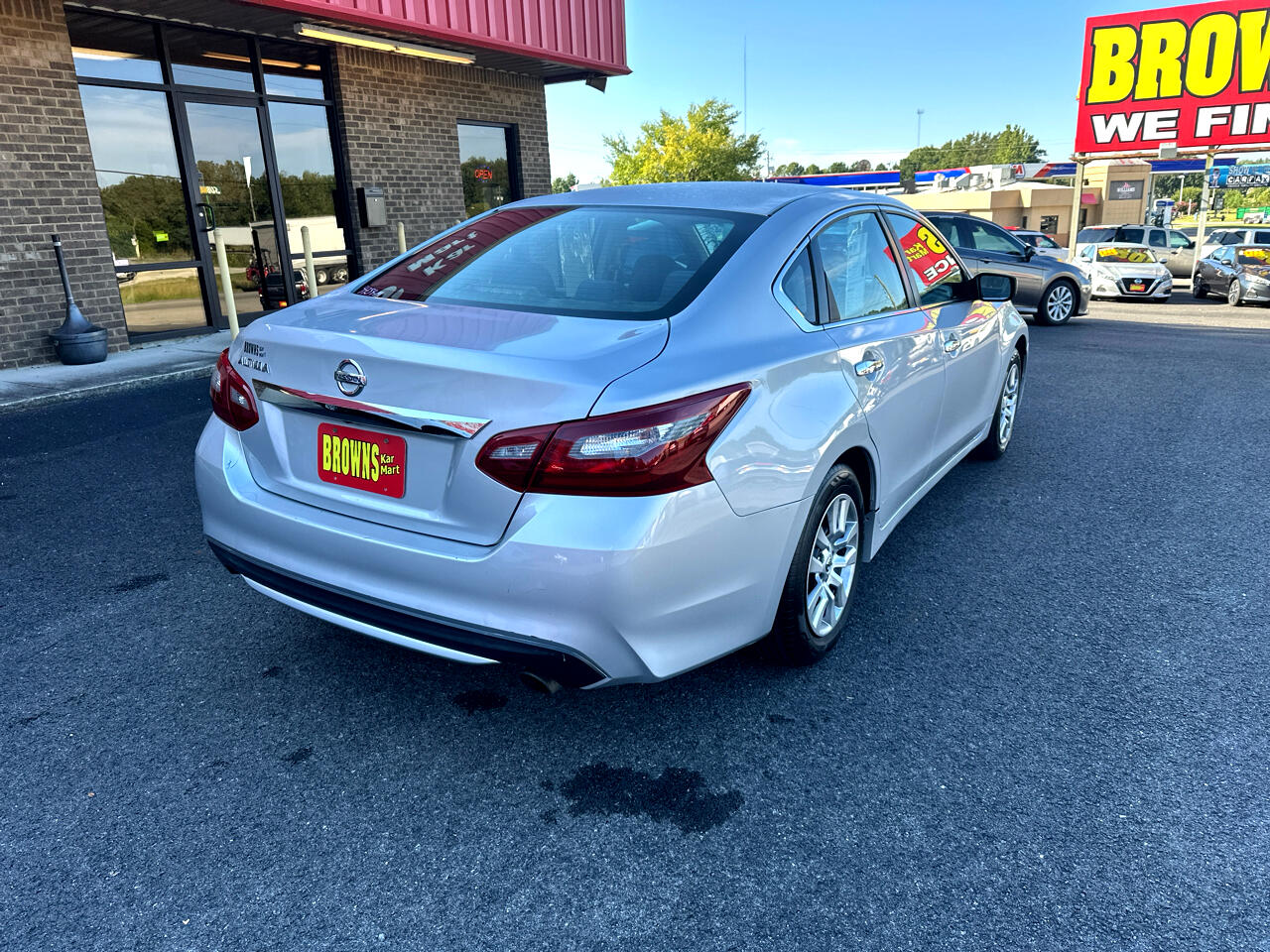 Nissan Altima 2.5 S Sedan 2018 Nissan Altima 2.5 S Sedan 2018
