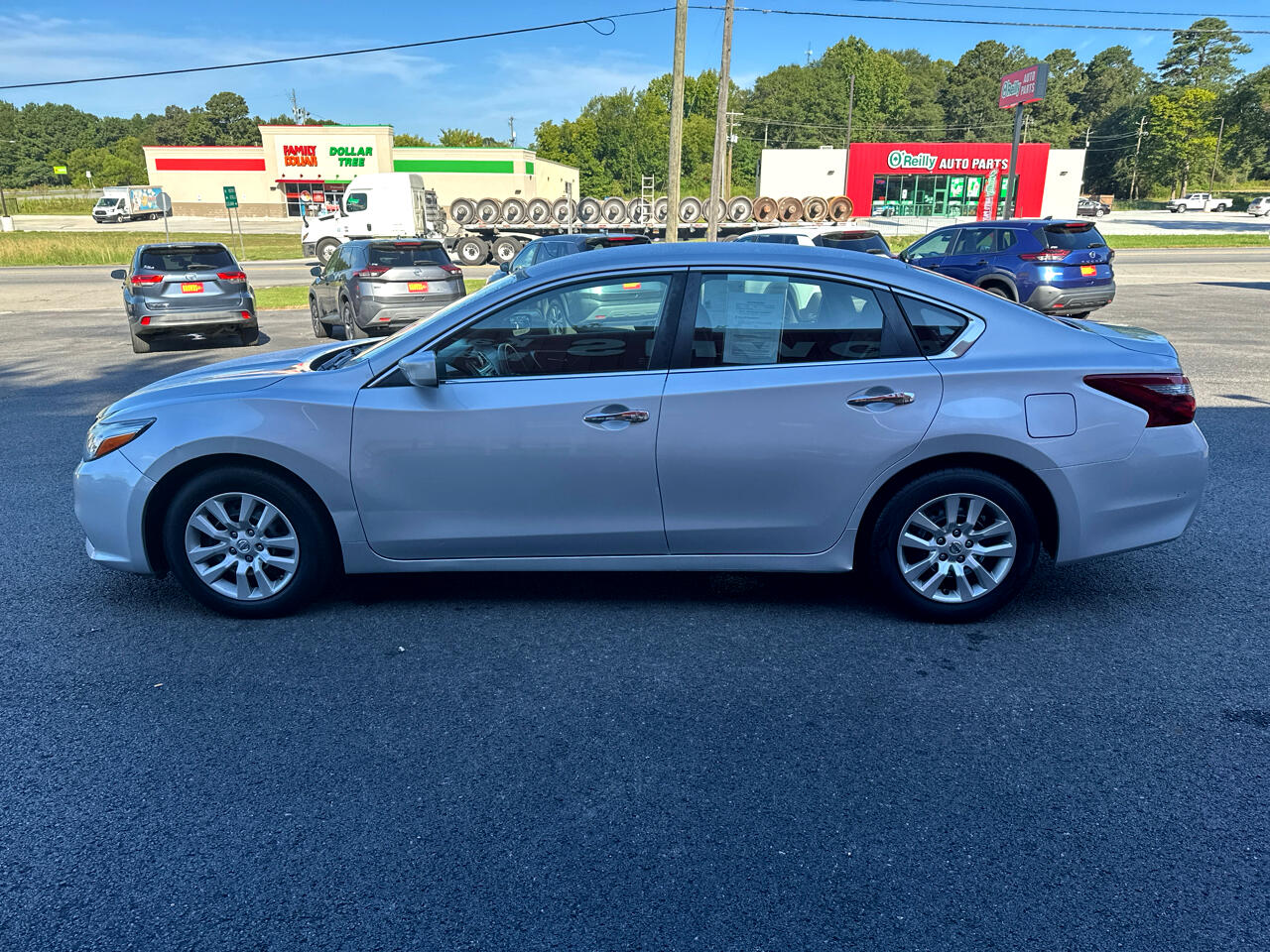 Nissan Altima 2.5 S Sedan 2018 Nissan Altima 2.5 S Sedan 2018