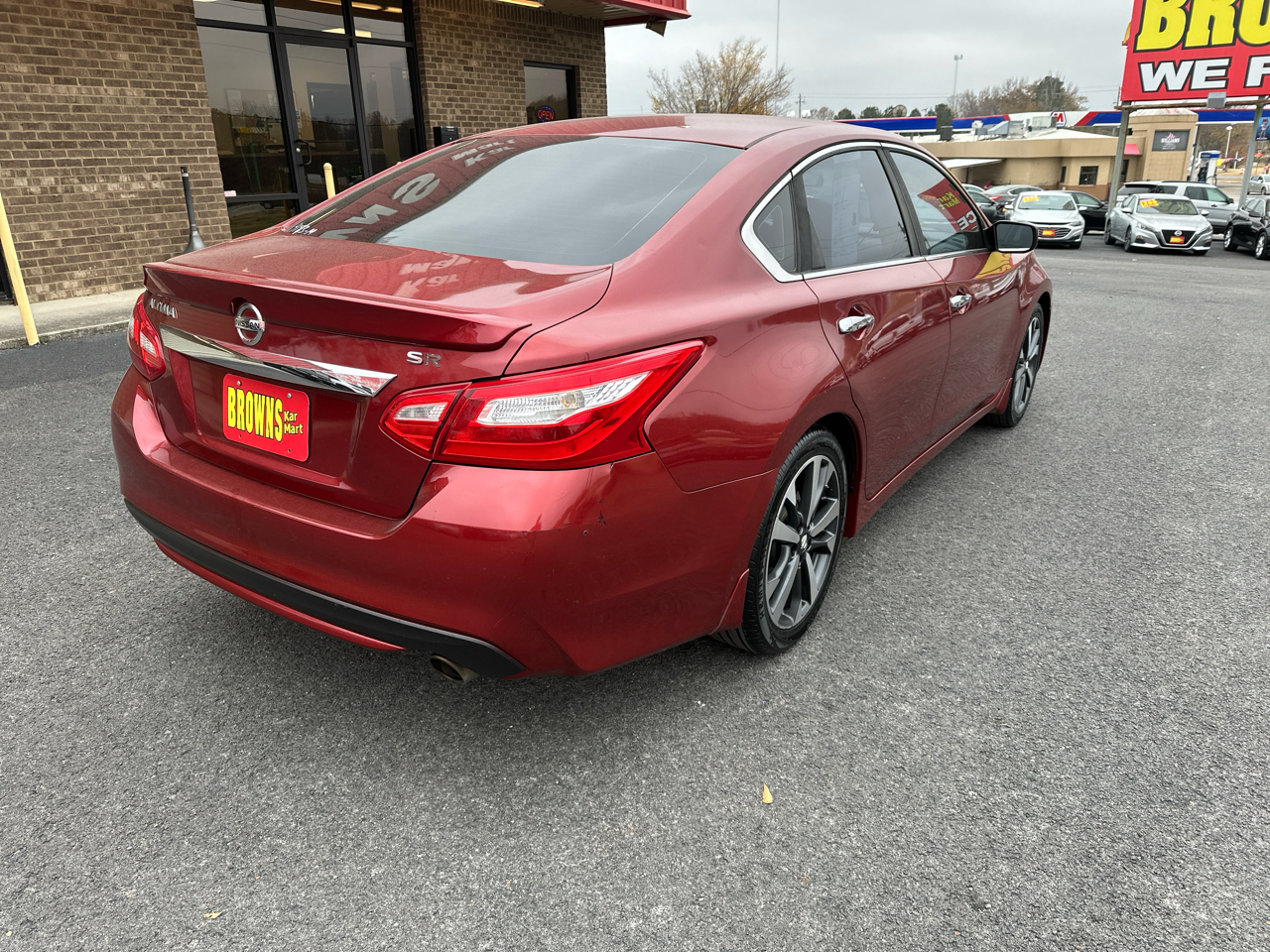 Nissan Altima 4dr Sdn I4 2.5 SR 2016