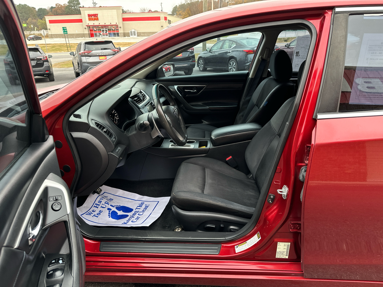 Nissan Altima 4dr Sdn I4 2.5 SR 2016