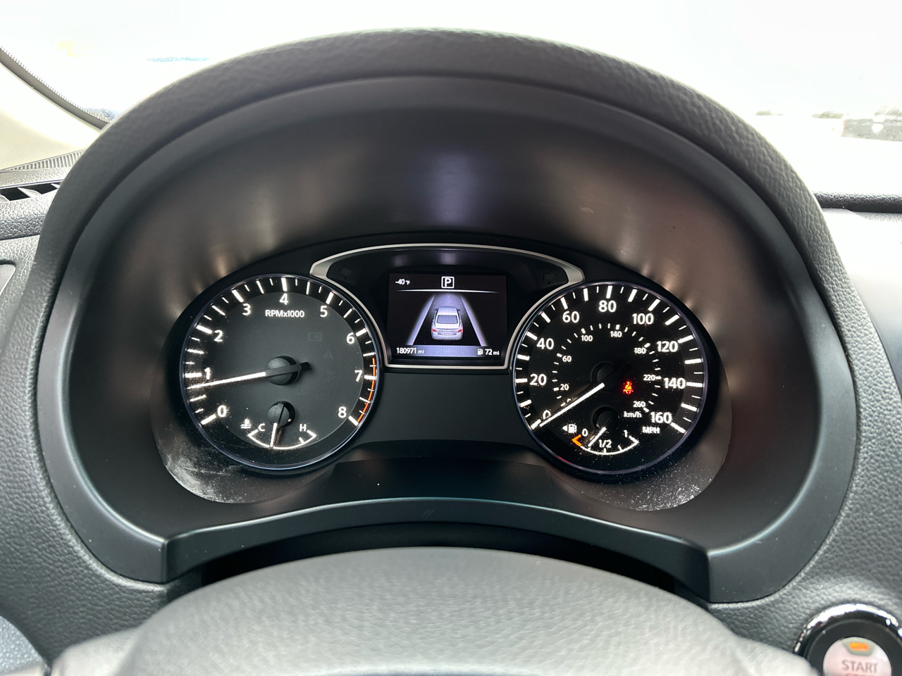 Nissan Altima 4dr Sdn I4 2.5 SR 2016