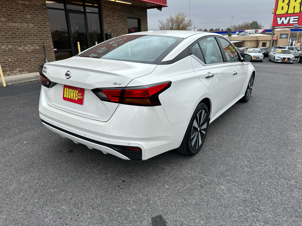 Nissan Altima 2.5 SV Sedan 2022