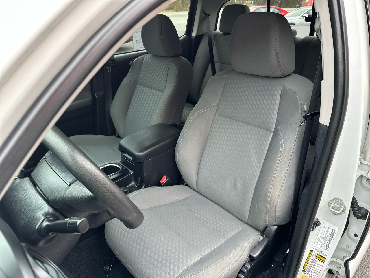 Toyota Tacoma 2WD SR Double Cab 5' Bed I4 AT (Natl) 2020