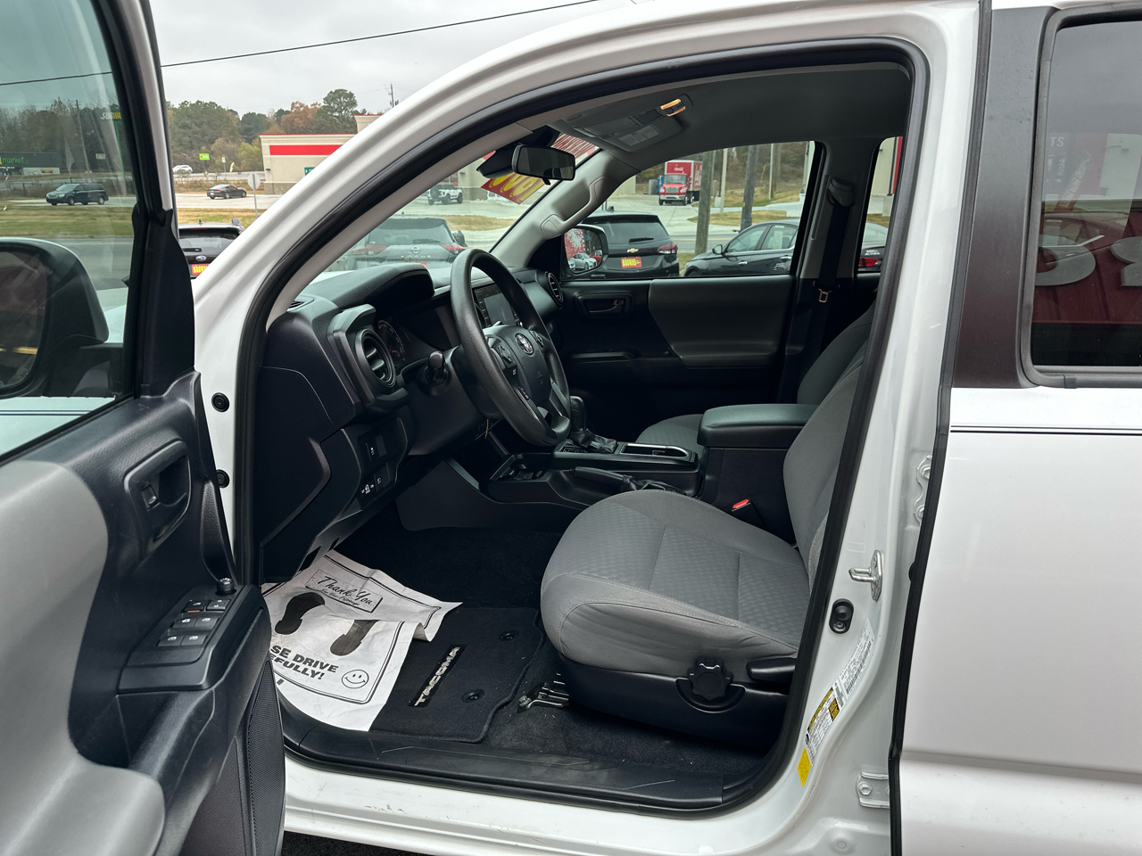 Toyota Tacoma 2WD SR Double Cab 5' Bed I4 AT (Natl) 2020