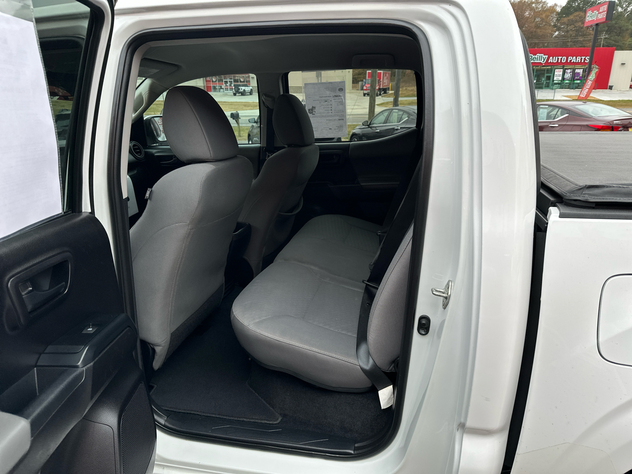 Toyota Tacoma 2WD SR Double Cab 5' Bed I4 AT (Natl) 2020