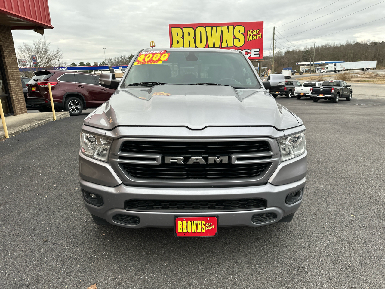 RAM 1500 Lone Star 4x2 Crew Cab 5'7" Box 2020