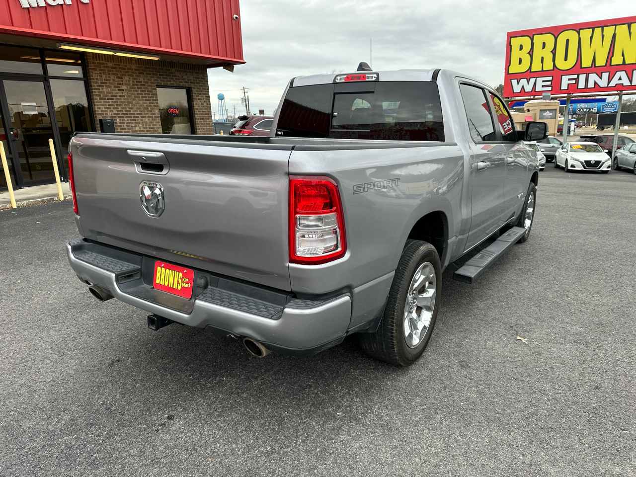 RAM 1500 Lone Star 4x2 Crew Cab 5'7" Box 2020