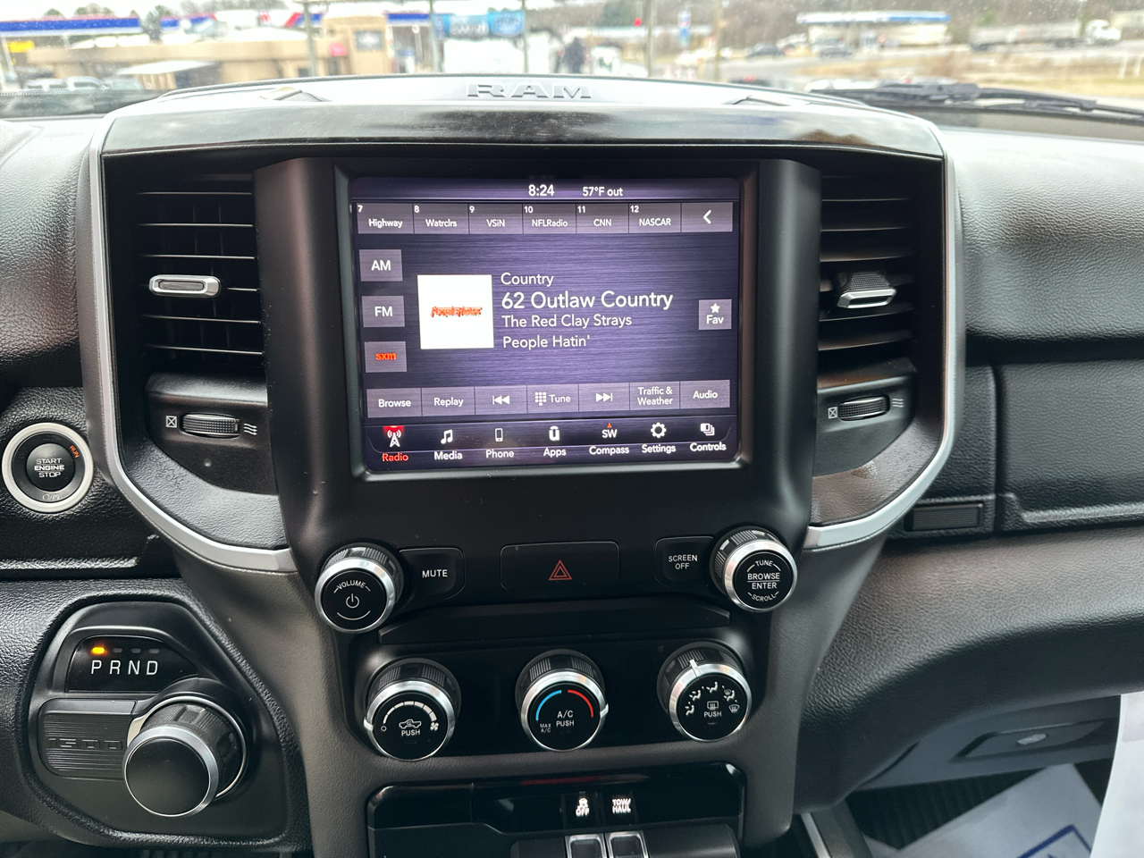 RAM 1500 Lone Star 4x2 Crew Cab 5'7" Box 2020