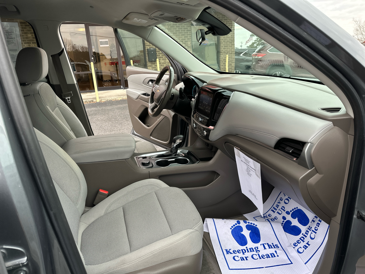 Chevrolet Traverse FWD 4dr LT Cloth w/1LT 2021