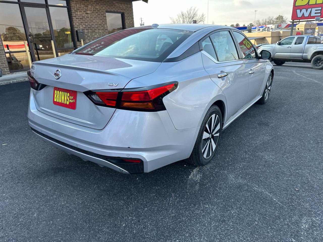 Nissan Altima 2.5 SV Sedan 2022