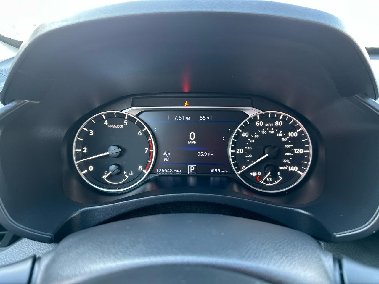 Nissan Altima 2.5 SV Sedan 2022