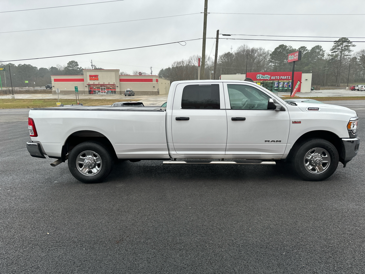 RAM 2500 Tradesman 4x2 Crew Cab 8' Box 2021