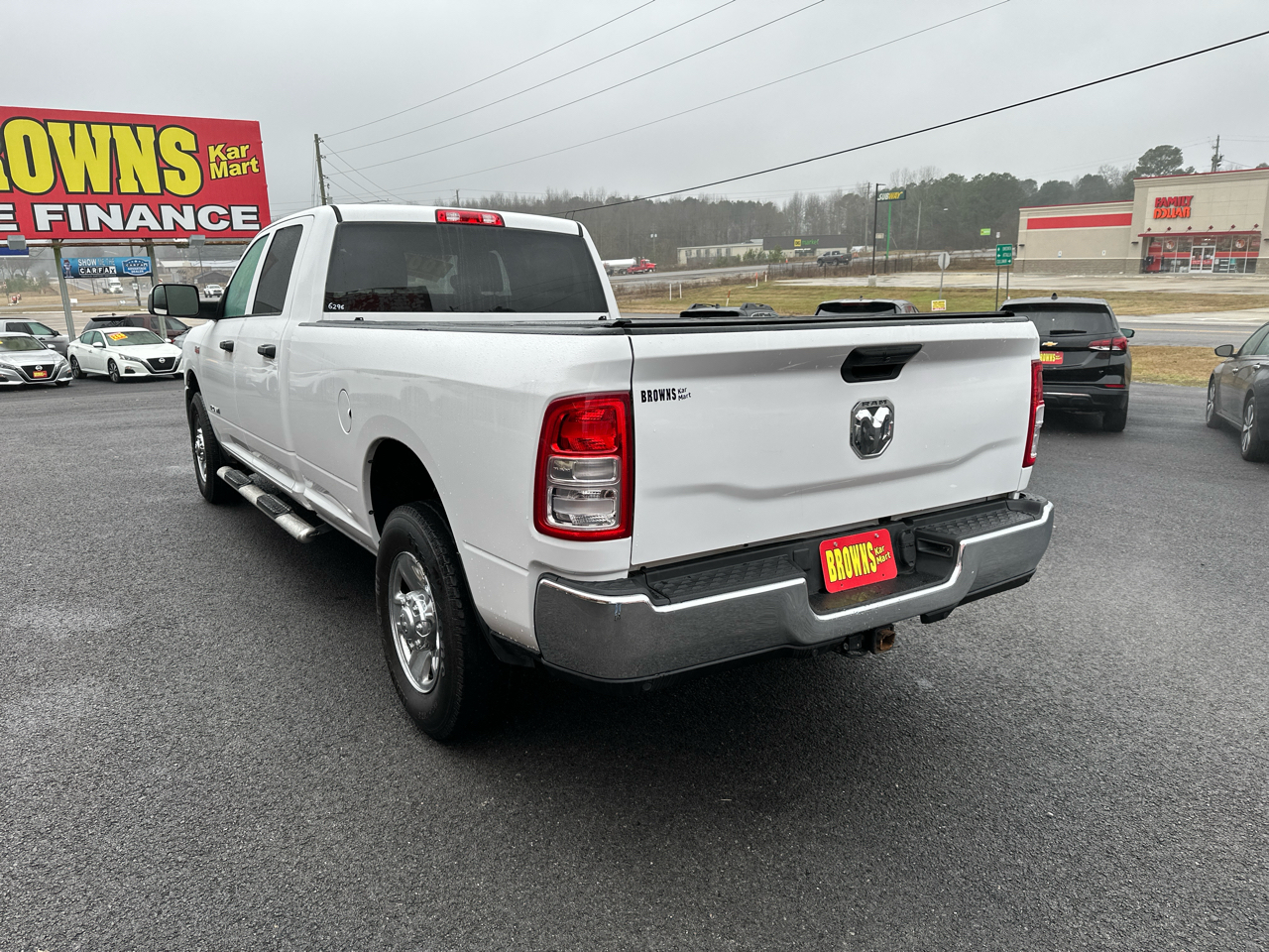 RAM 2500 Tradesman 4x2 Crew Cab 8' Box 2021