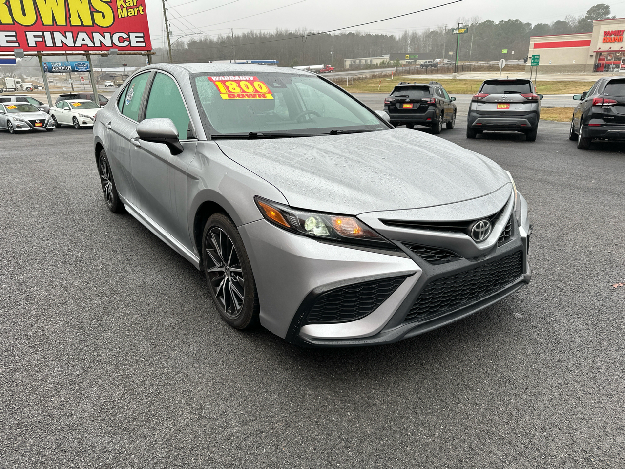 Toyota Camry SE Nightshade Auto (Natl) 2021