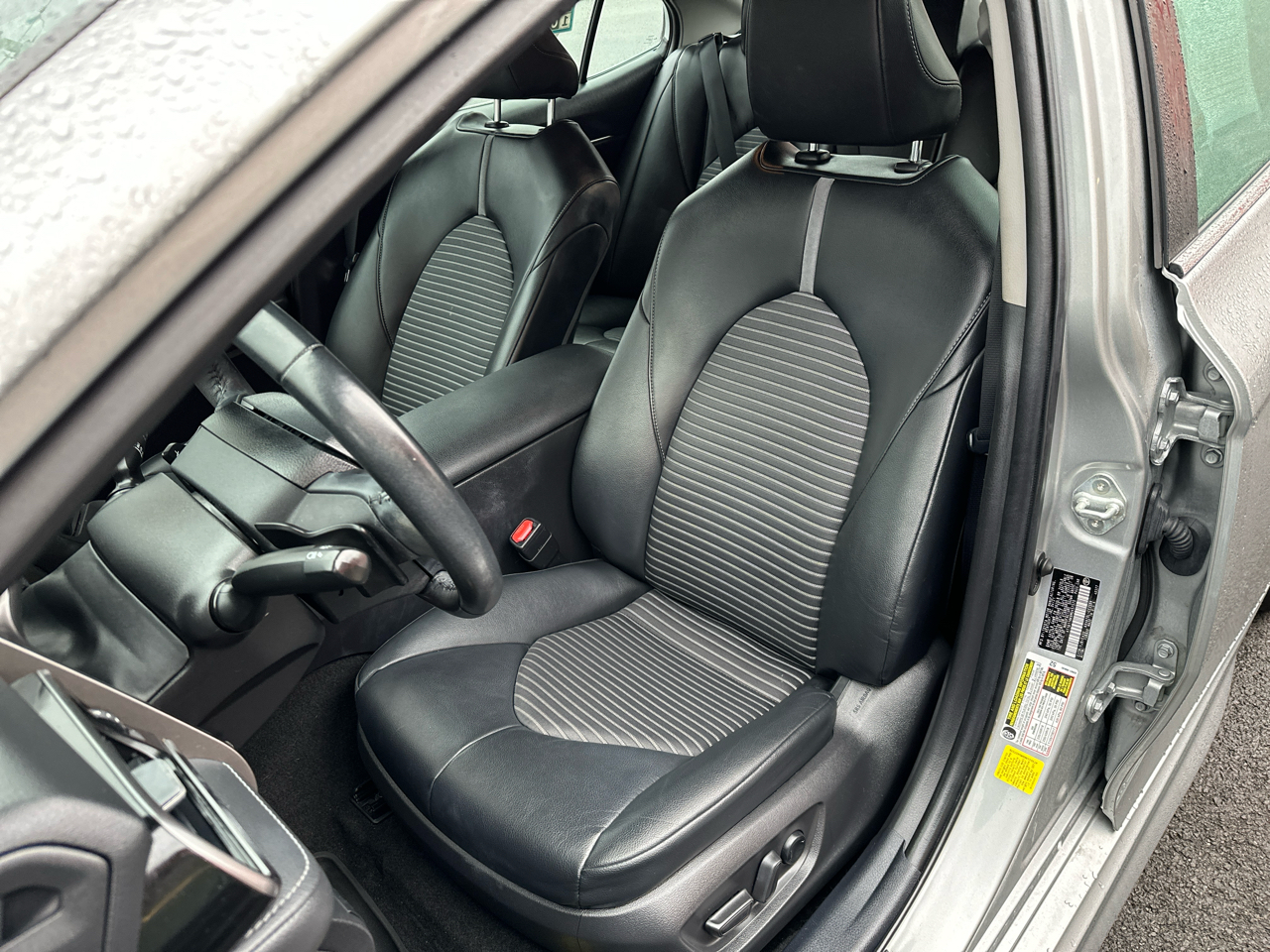 Toyota Camry SE Nightshade Auto (Natl) 2021