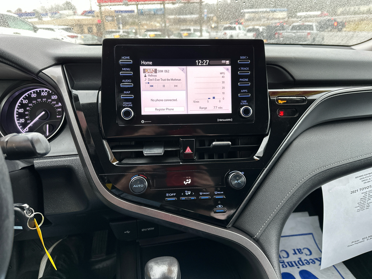 Toyota Camry SE Nightshade Auto (Natl) 2021