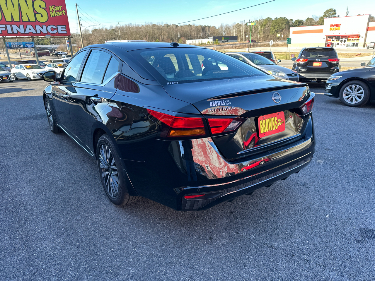 Nissan Altima 2.5 SV Sedan 2024