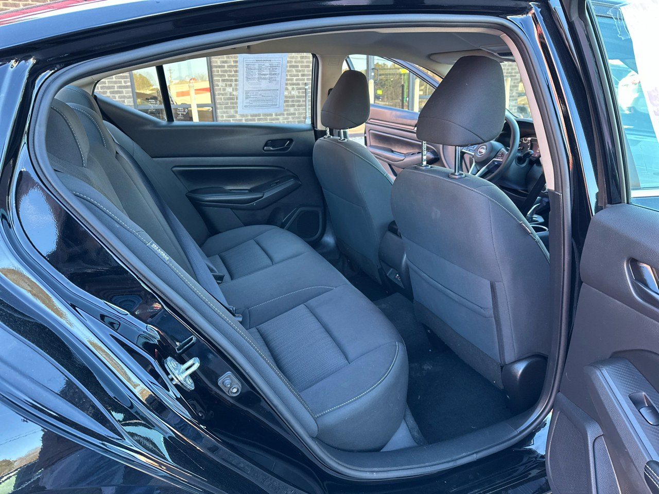 Nissan Altima 2.5 SV Sedan 2024