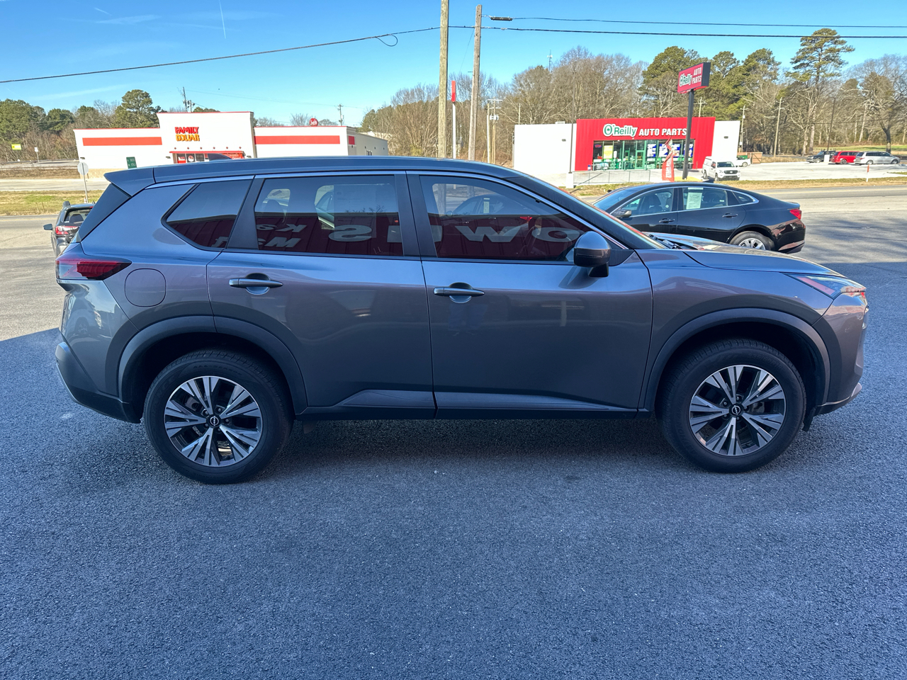 Nissan Rogue FWD SV 2022