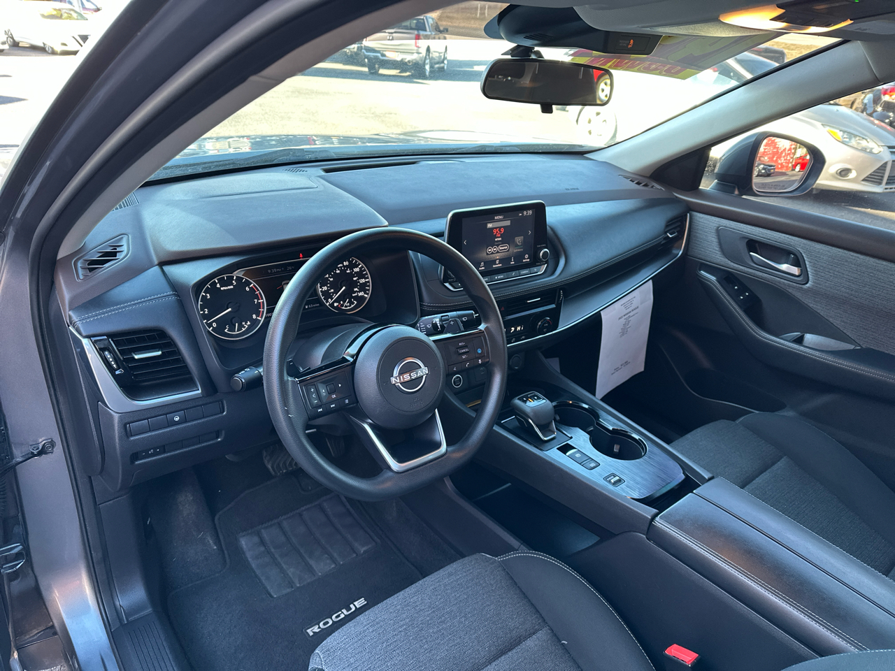 Nissan Rogue FWD SV 2022