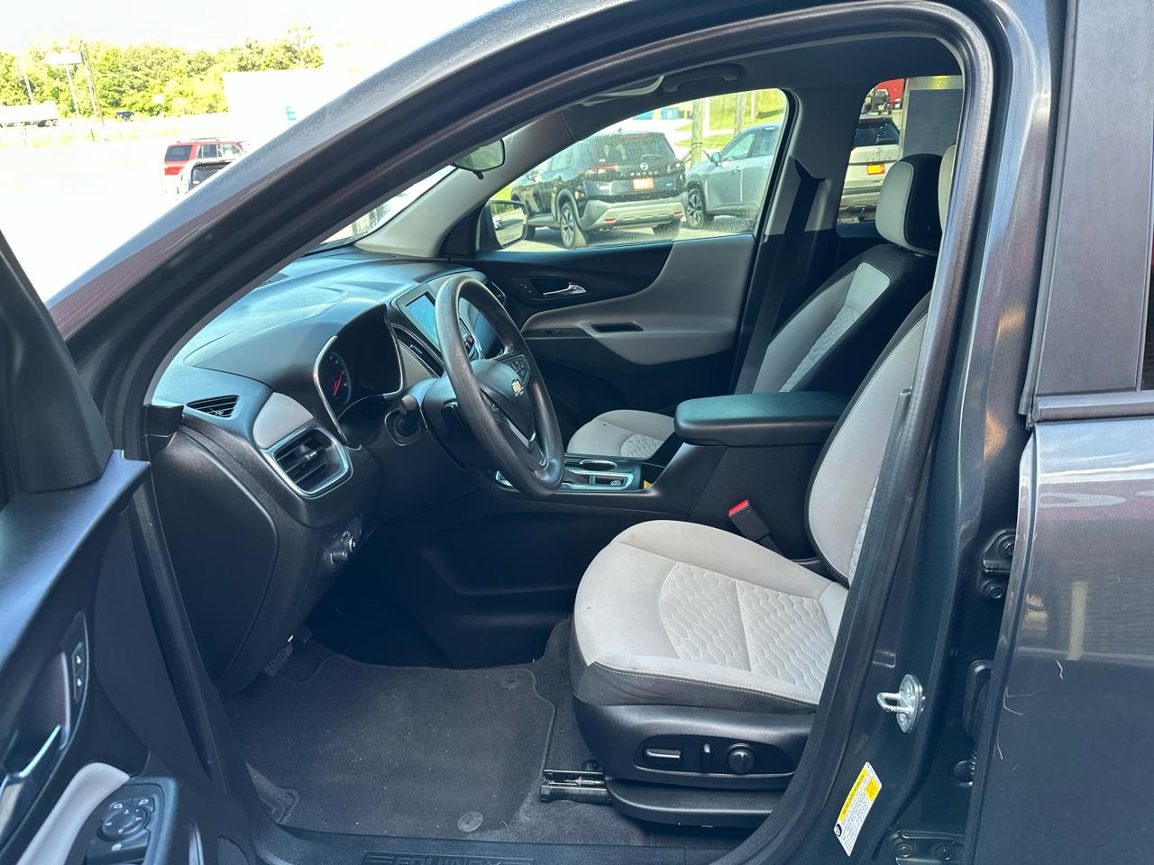 Chevrolet Equinox AWD 4dr LS w/1FL 2020