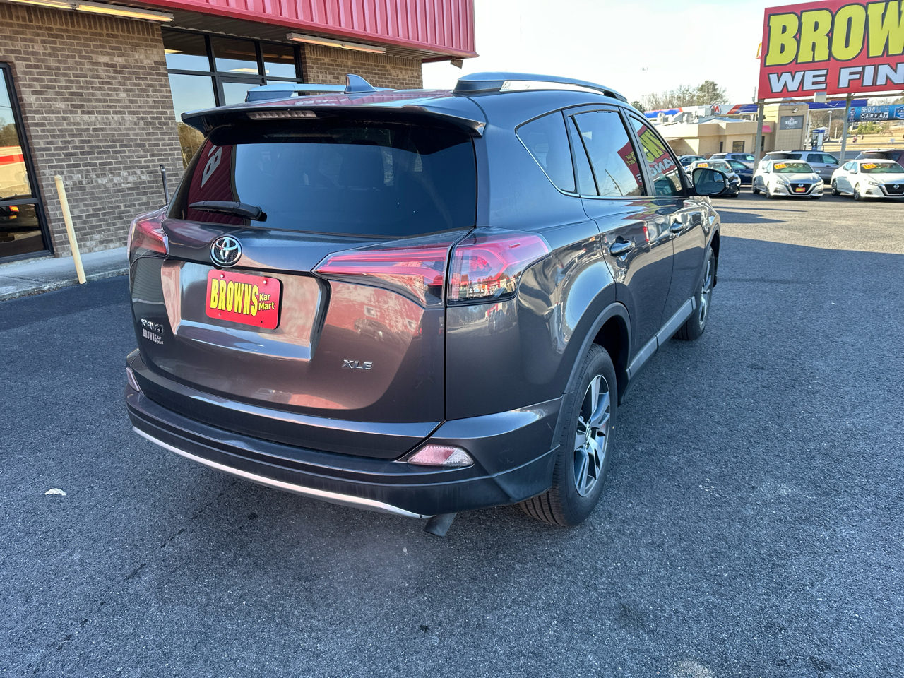 Toyota RAV4 FWD 4dr XLE (Natl) 2016