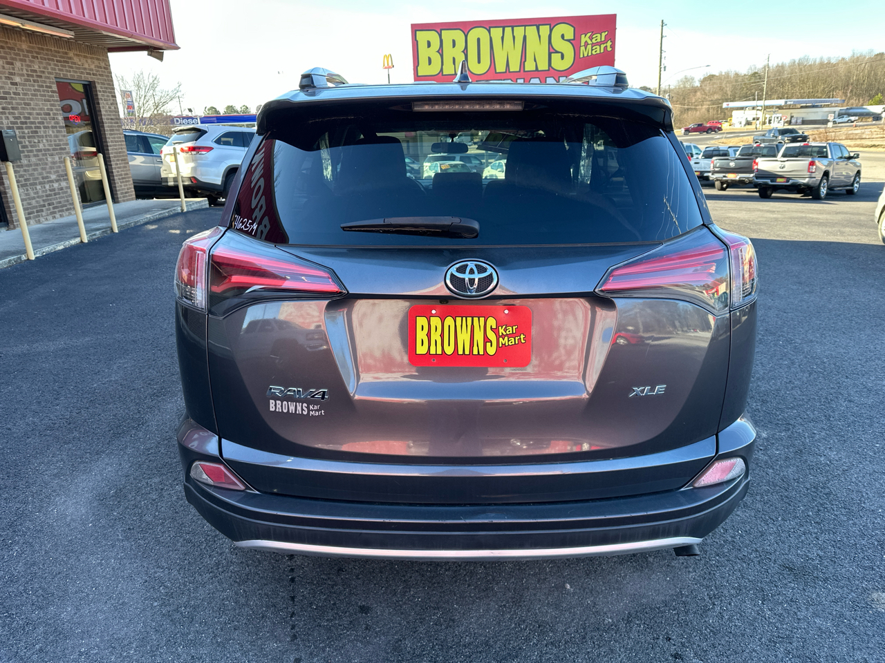 Toyota RAV4 FWD 4dr XLE (Natl) 2016