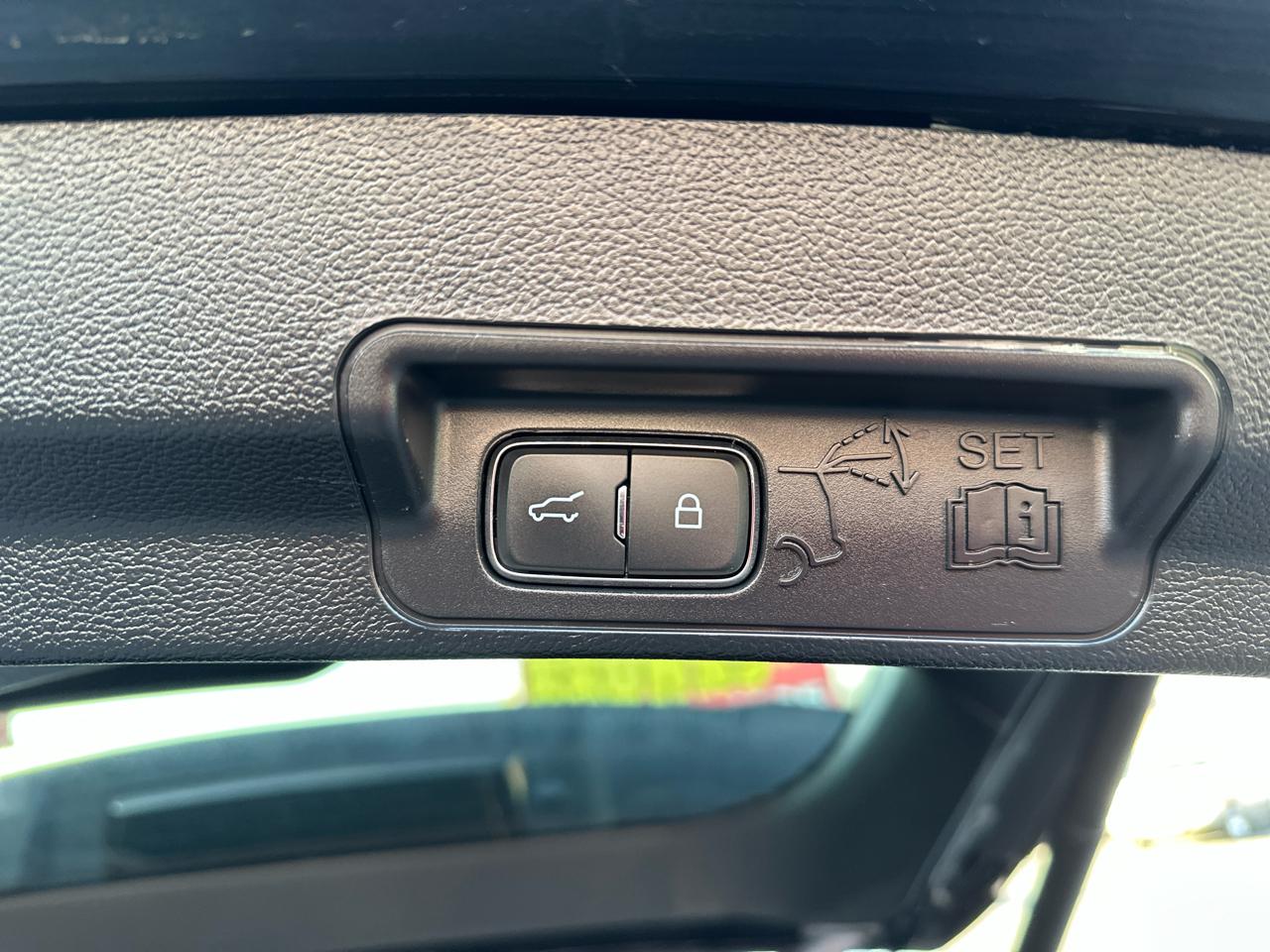 Ford Explorer XLT RWD 2022