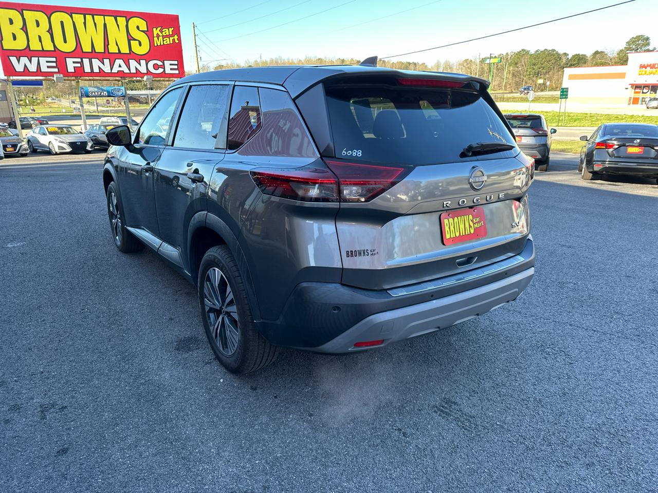 Nissan Rogue FWD SV 2022