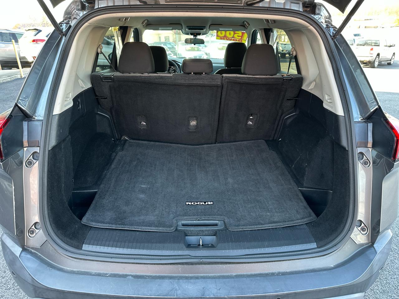 Nissan Rogue FWD SV 2021