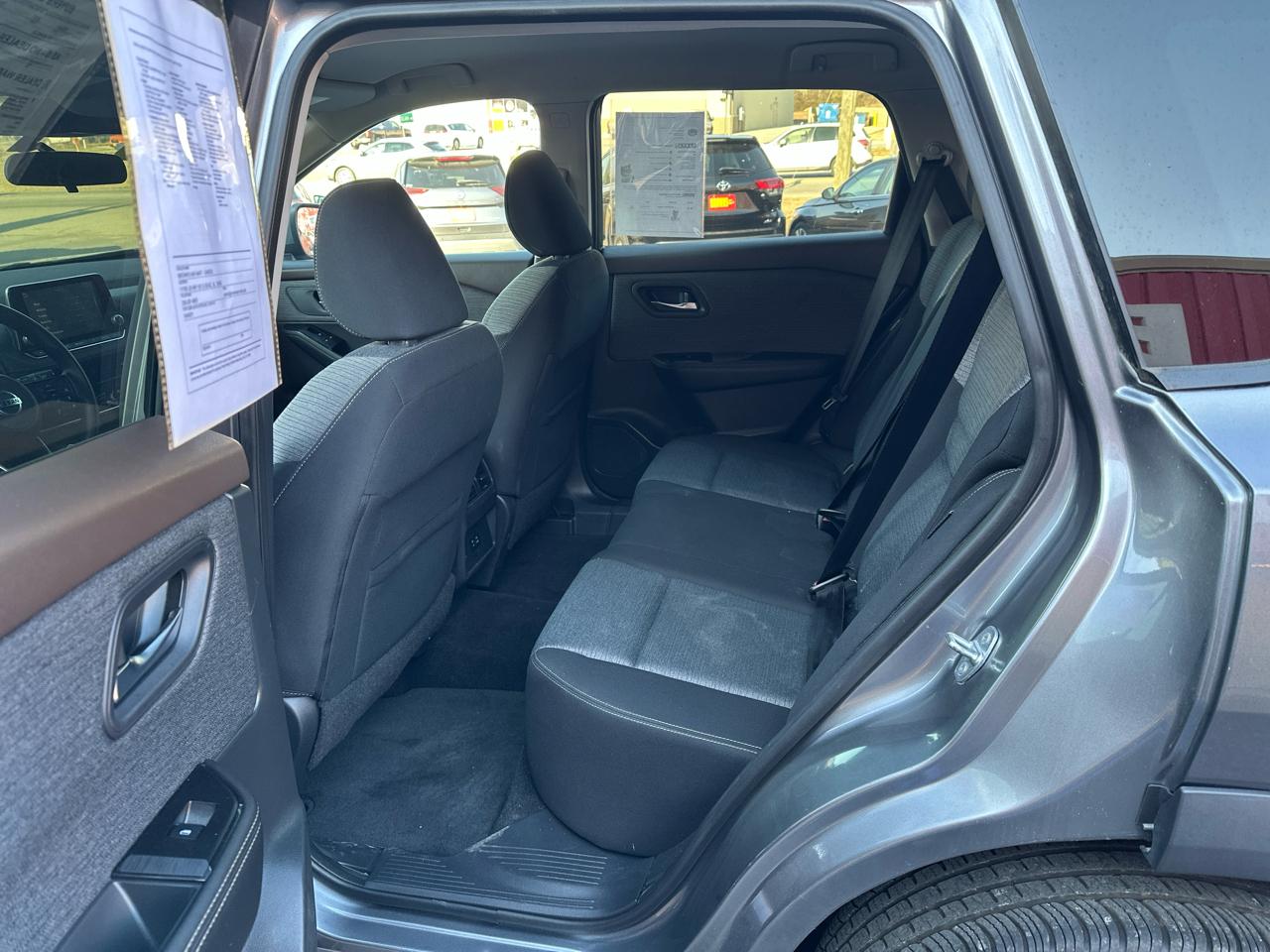 Nissan Rogue FWD SV 2021