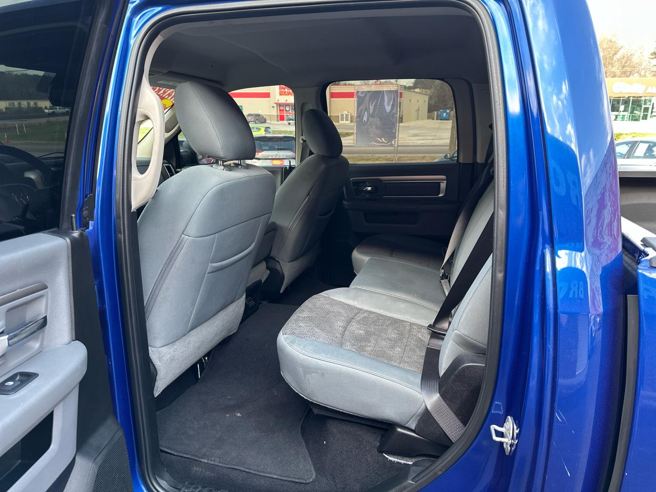 RAM 1500 Classic Big Horn 4x2 Crew Cab 5'7" Box 2019