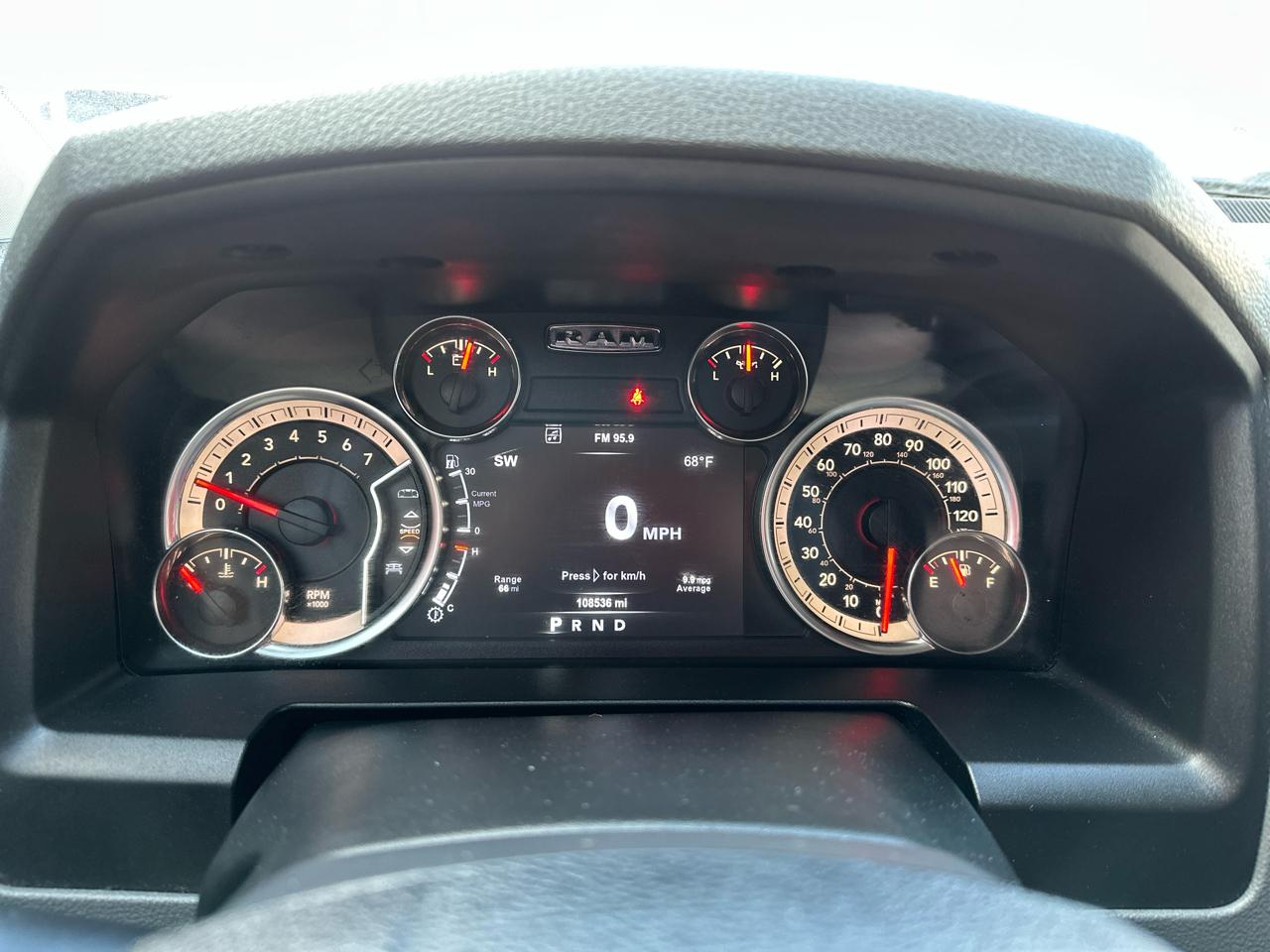 RAM 1500 Classic Big Horn 4x2 Crew Cab 5'7" Box 2019