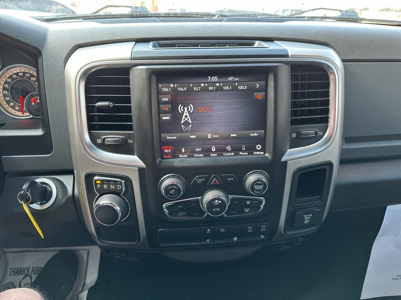 RAM 1500 Classic Big Horn 4x2 Crew Cab 5'7" Box 2019