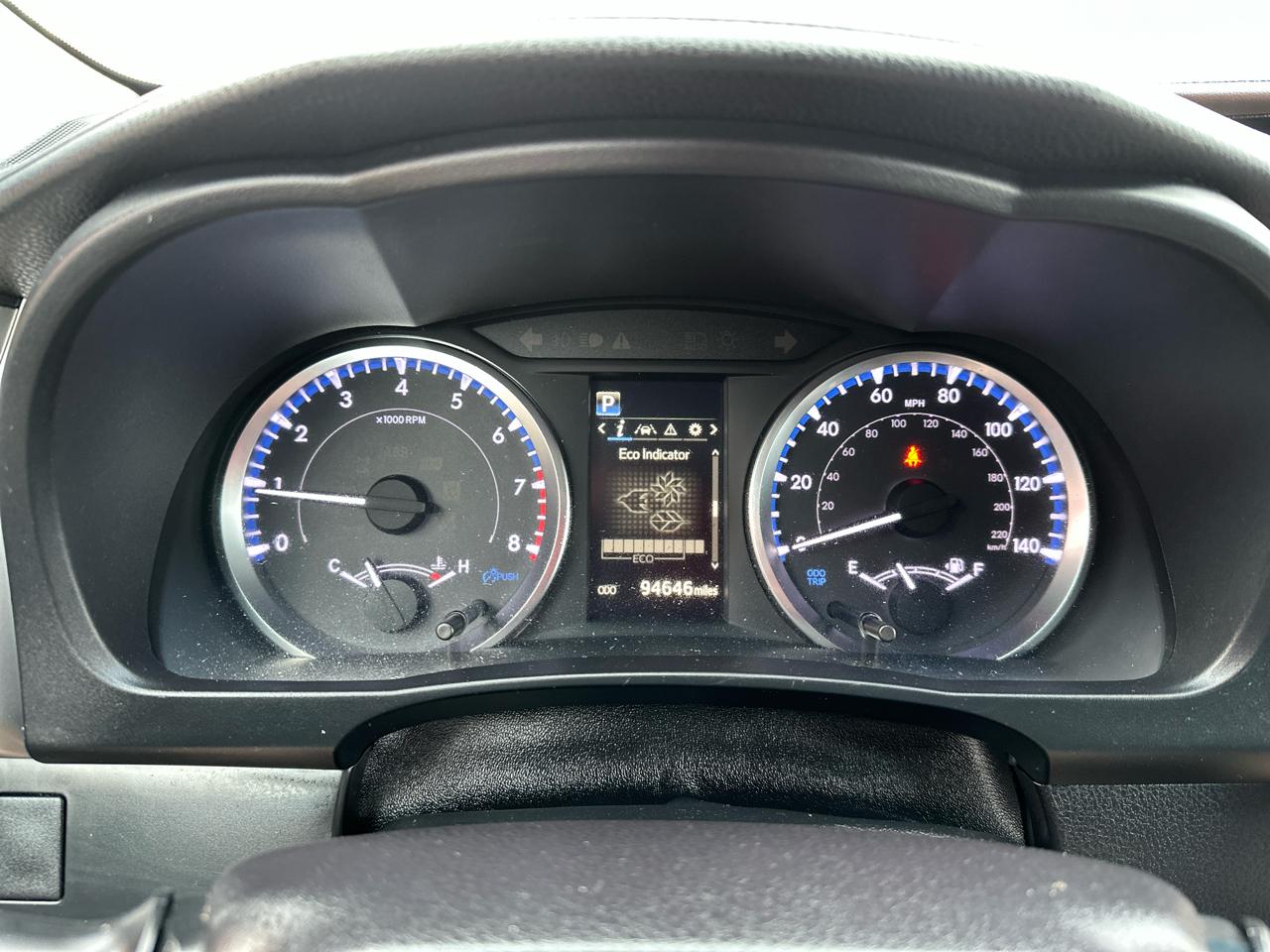 Toyota Highlander LE V6 AWD (Natl) 2019