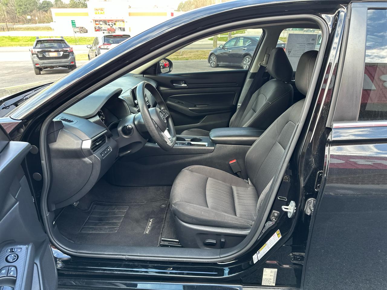 Nissan Altima 2.5 S Sedan 2021