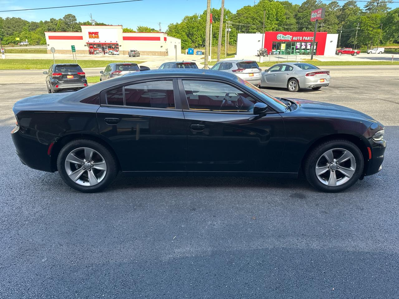 Dodge Charger SXT Plus RWD 2018