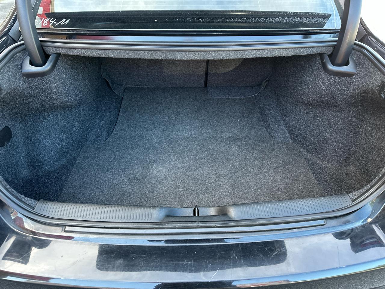 Dodge Charger SXT Plus RWD 2018