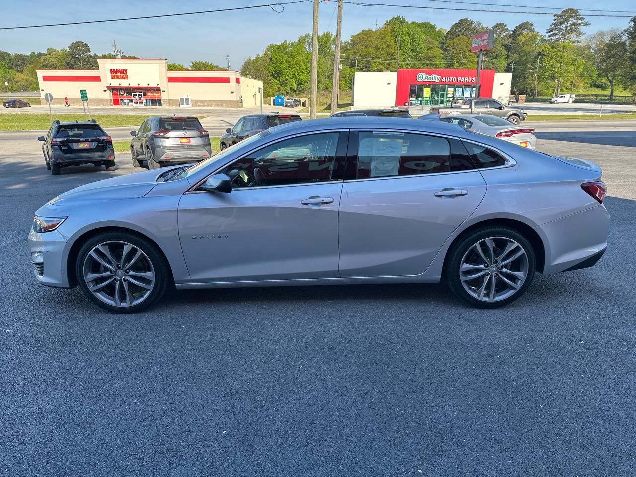 Chevrolet Malibu 4dr Sdn LT 2022