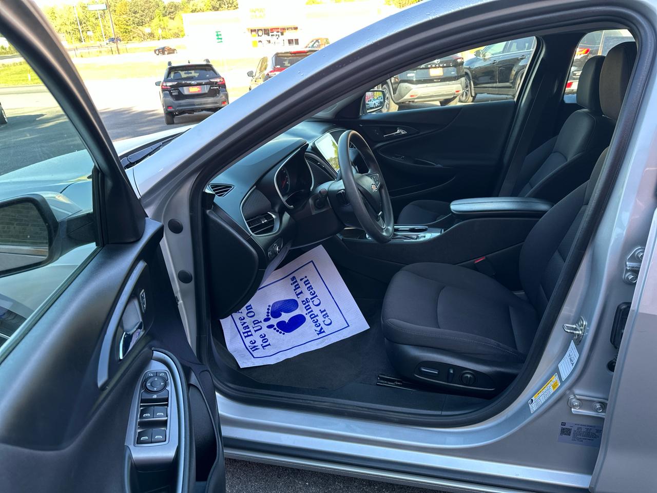 Chevrolet Malibu 4dr Sdn LT 2022