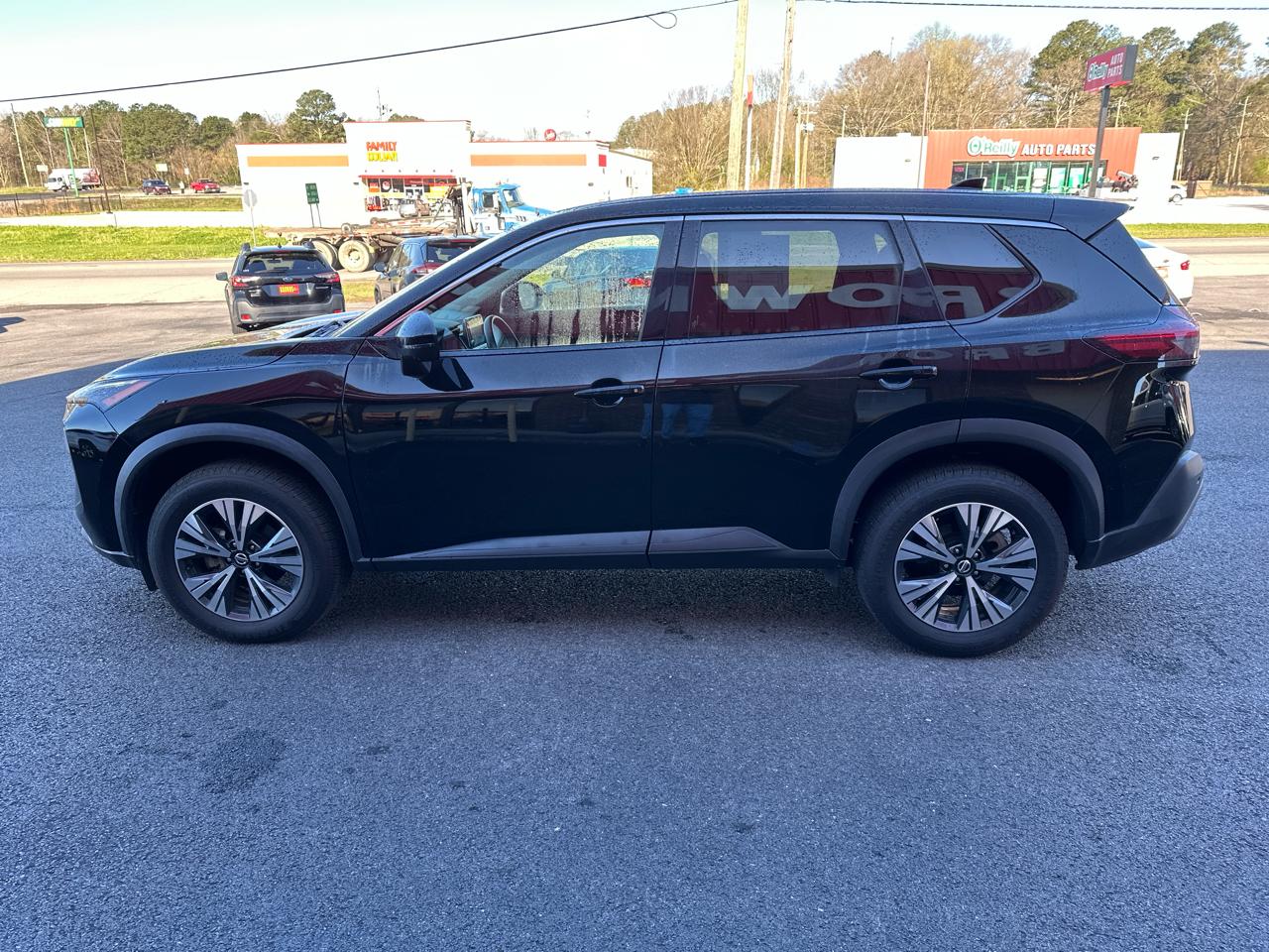 Nissan Rogue FWD SV 2021