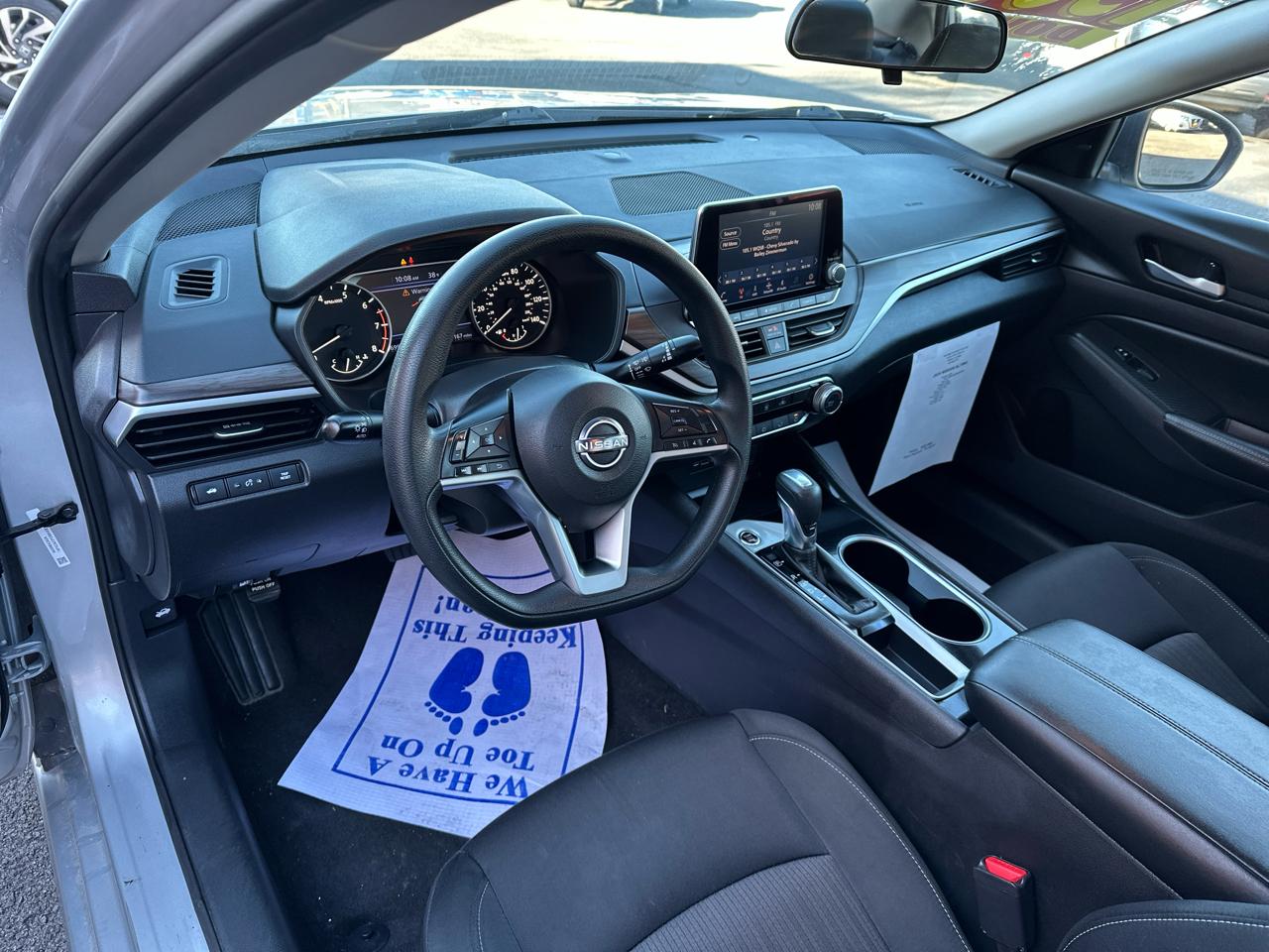 Nissan Altima 2.5 SV Sedan 2024